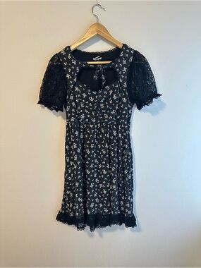 Hot Topic Black mushroom Lace Sleeve Dress